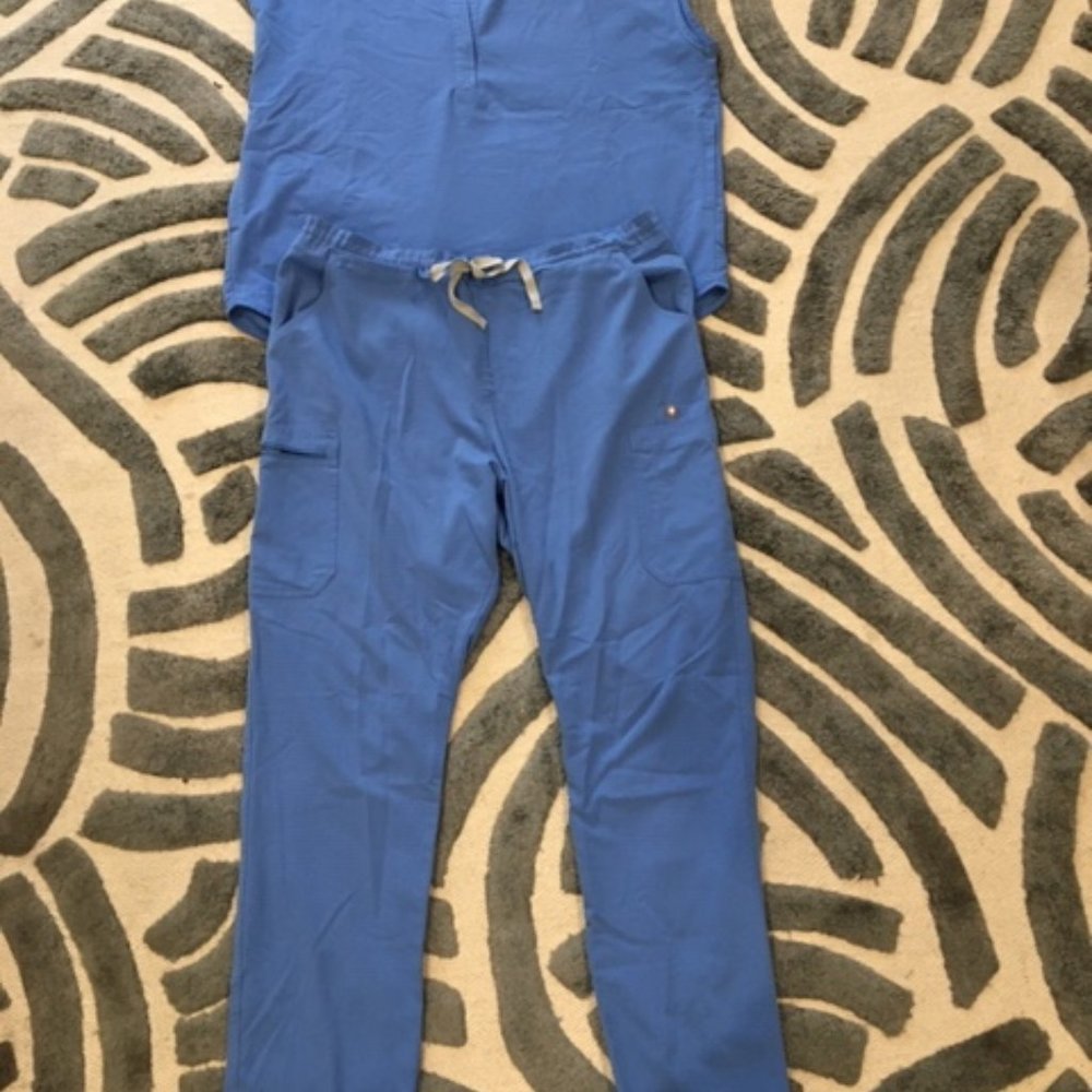 Figs Ceil Blue Scrub Top and Scrub Bottom Set L/XL